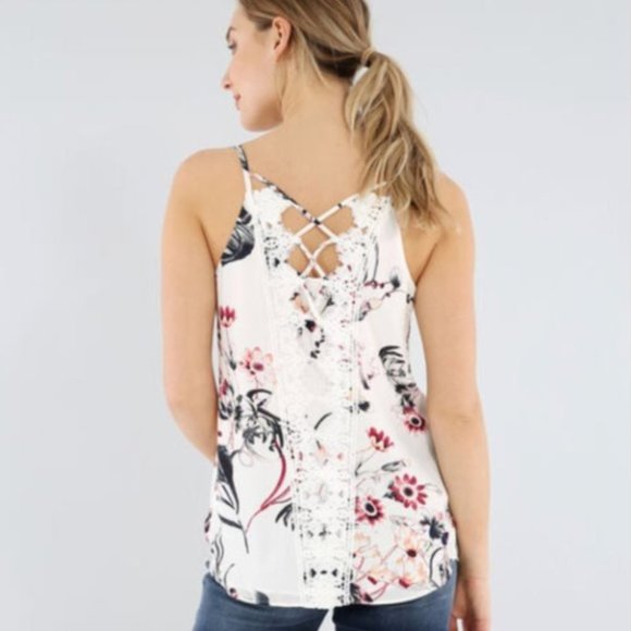 Kismet Tops - Kismet White Floral Carla Camisole Tank Top size M
